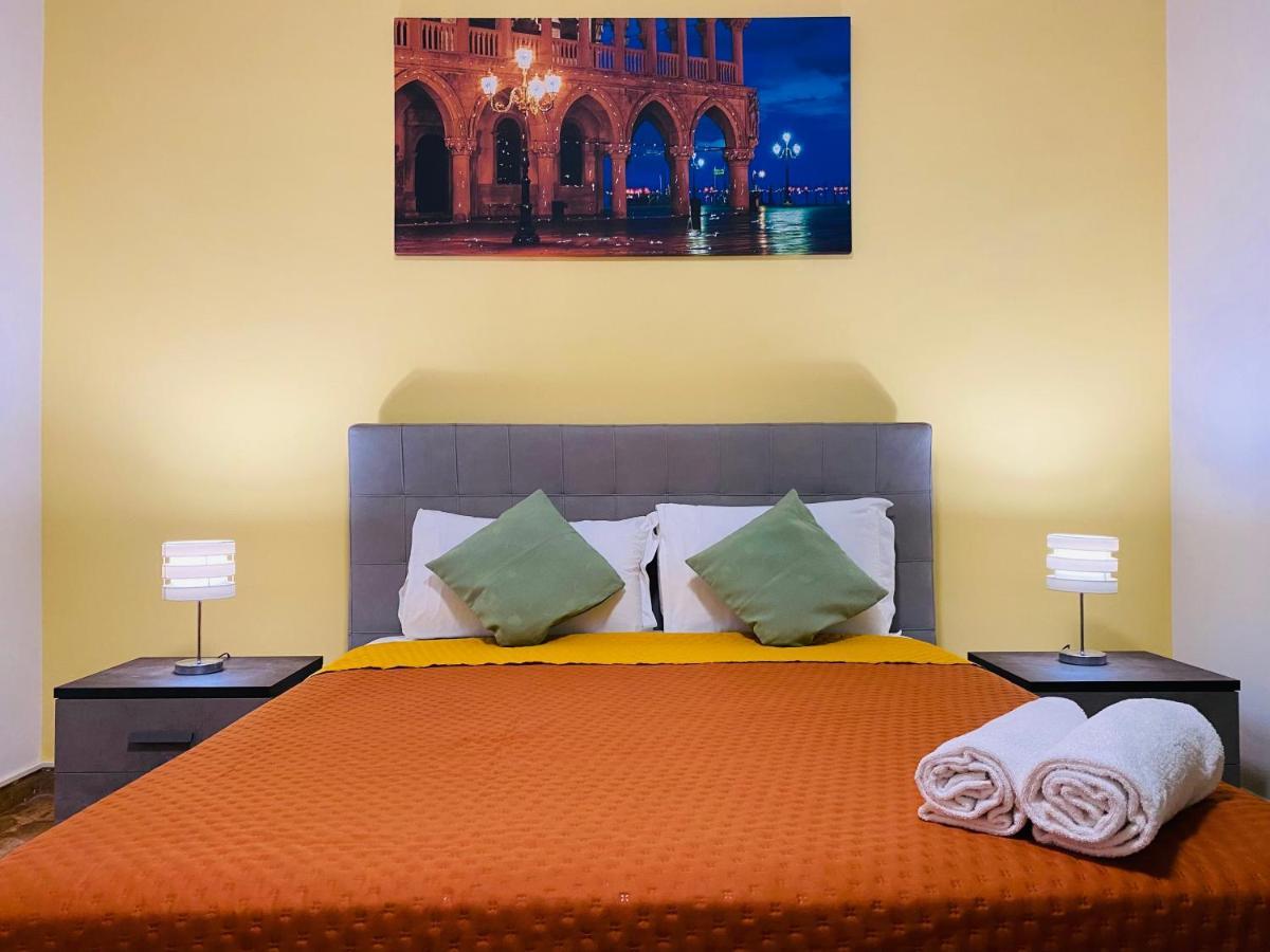 Venice Popular Residence Mestre Bagian luar foto