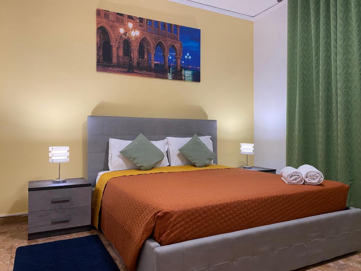 Venice Popular Residence Mestre Bagian luar foto