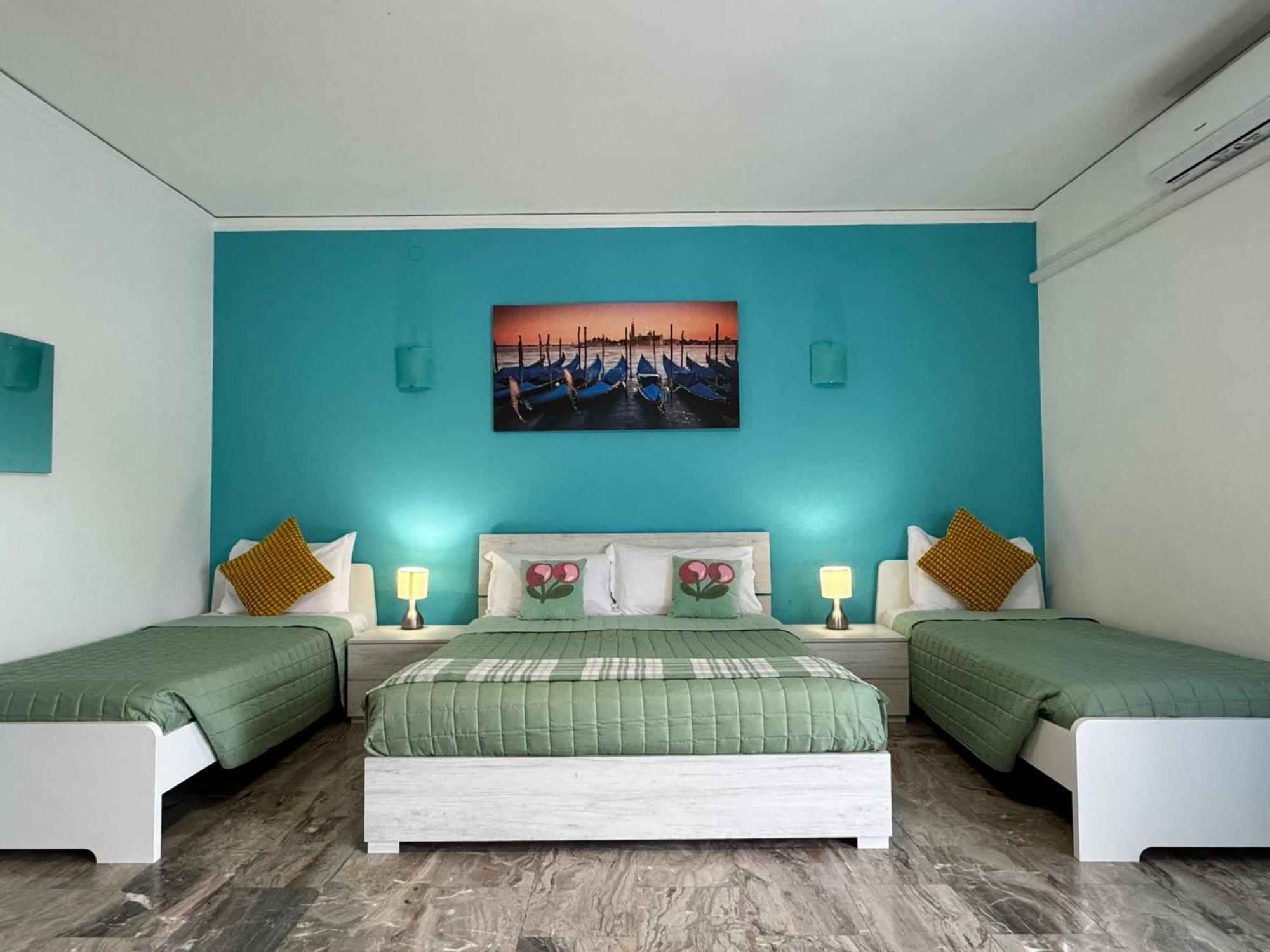 Venice Popular Residence Mestre Bagian luar foto