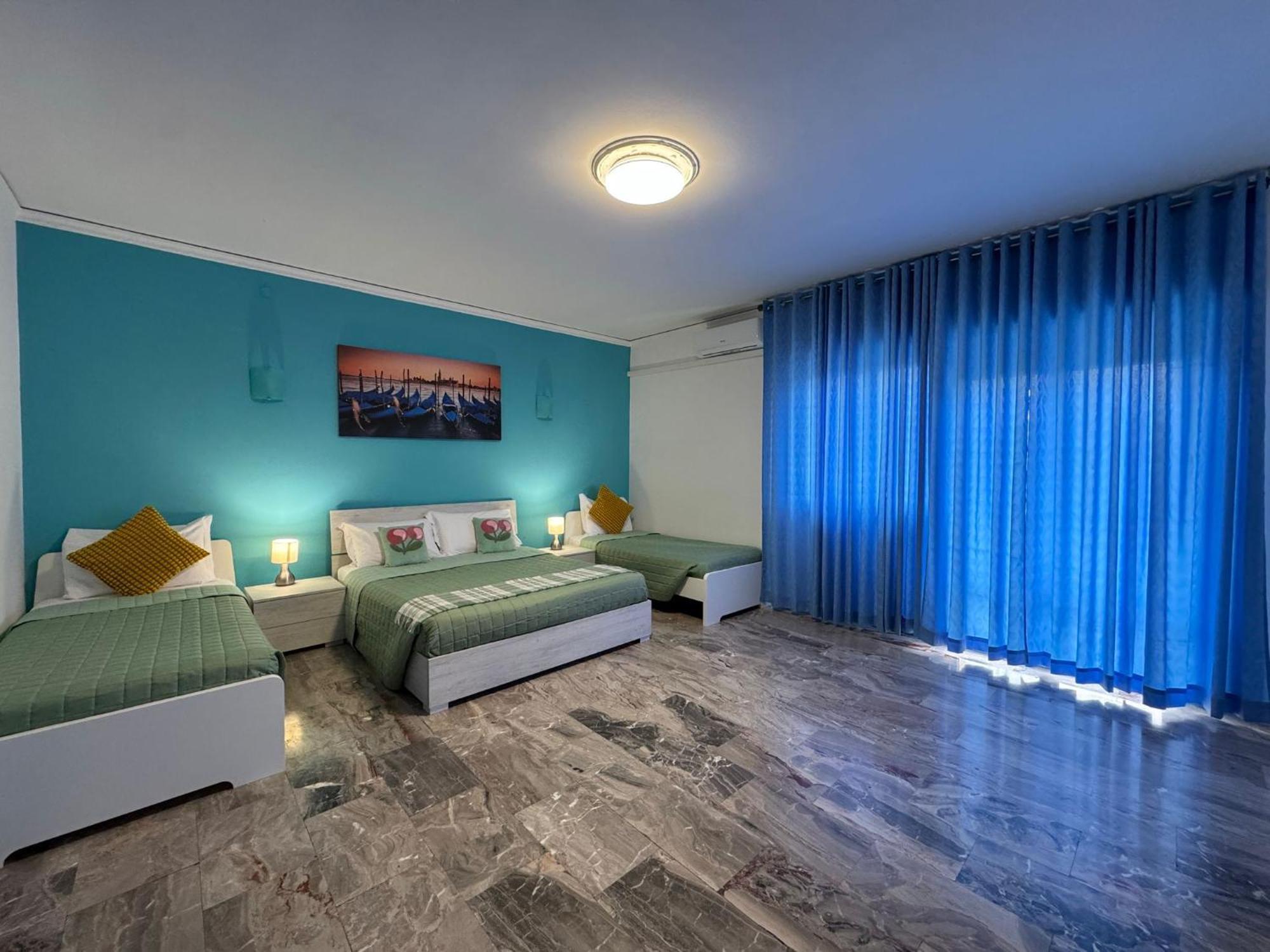 Venice Popular Residence Mestre Bagian luar foto